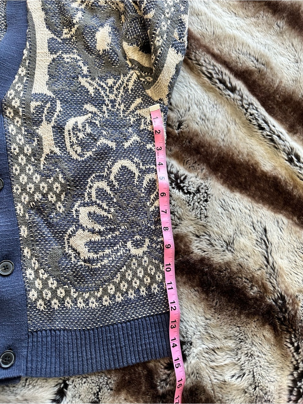 Abercrombie Soft Knit Button-Front Cardigan in Navy & Cream - Picture 9 of 12